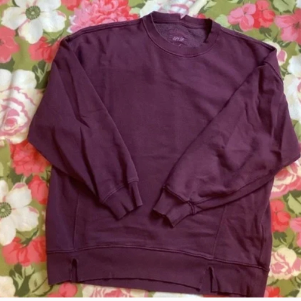 Aerie The Chill Oversized Crew Sweatshirt *Royal Berry* EUC* Small